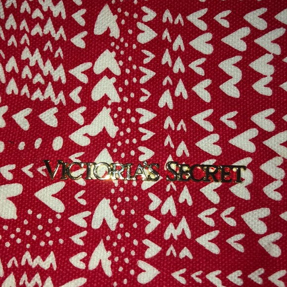 Victoria’s Secret makeup bag - Picture 2 of 3